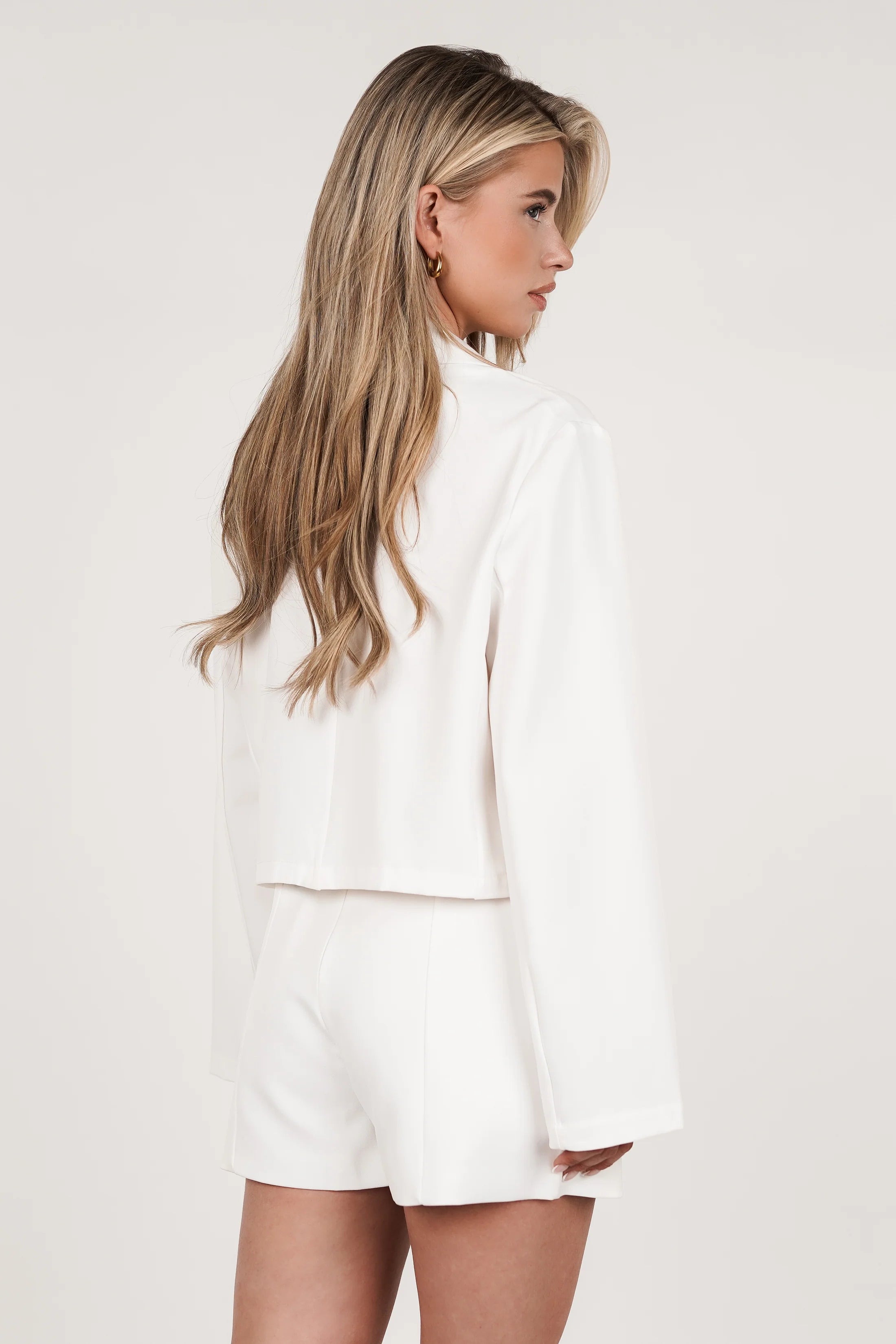 Seravelle Cropped Jacket | White