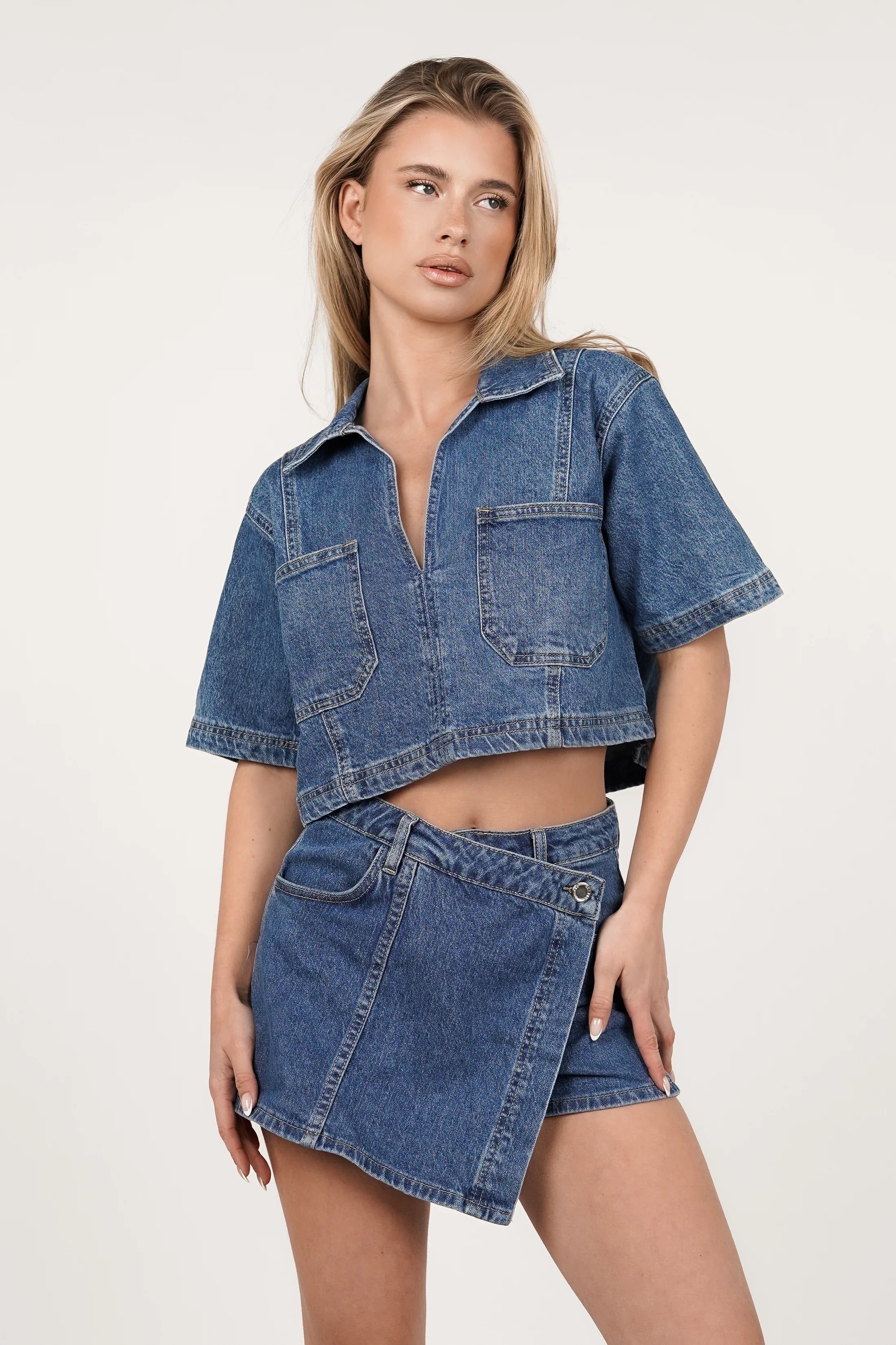 Dark Blue Denim Cropped Top & Skirt Set – Trendy Two-Piece Outfit