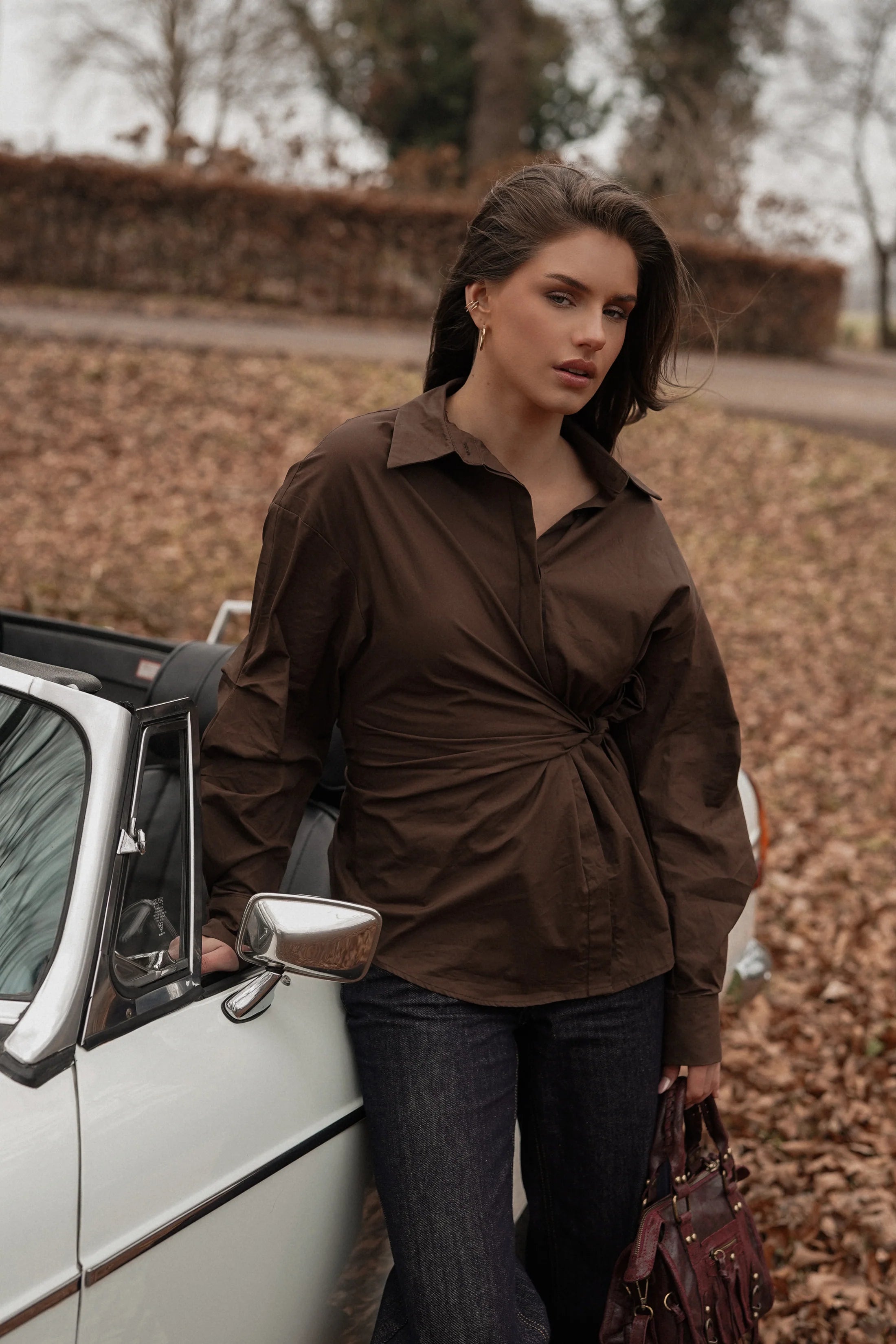 Oversized blouse with side bow brown